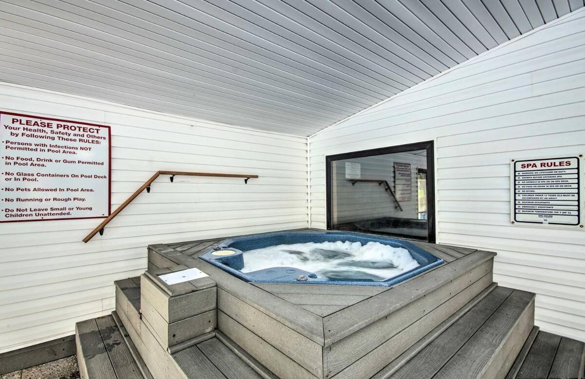 Free Daily Attractions Including Silver Dollar City! Spacious, Centrally Located, 2 Pools Ferienhaus
